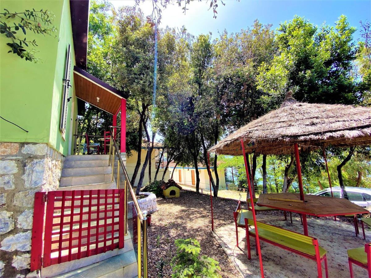 Ramo's Beachside Retreat - Cozy 2 Bedroom Holiday home Vlore